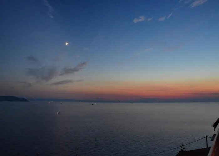 Sea & Serenity - Balcony Daydreaming *