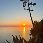 Sea & Serenity - Balcony Daydreaming *