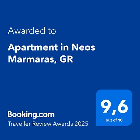 In Neos Marmaras, Gr Apartment