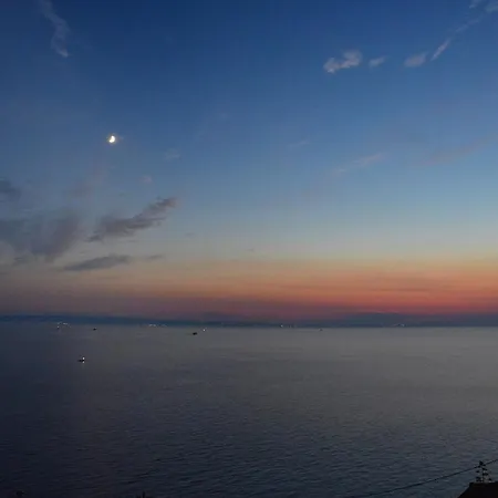 Sea & Serenity - Balcony Daydreaming *
