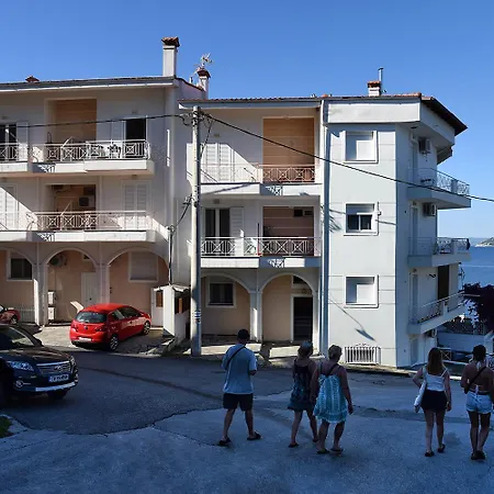 Sea & Serenity - Balcony Daydreaming アパート *