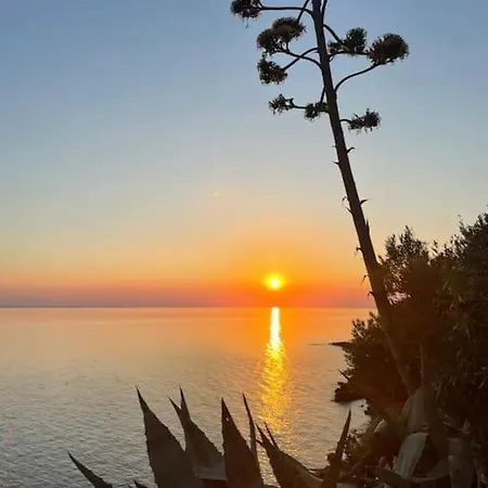 Sea & Serenity - Balcony Daydreaming *