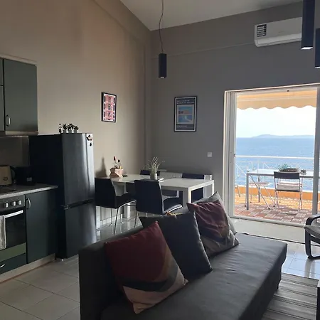 Sea & Serenity - Balcony Daydreaming *