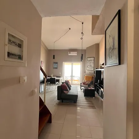 Sea & Serenity - Balcony Daydreaming ネオス・マルマラス