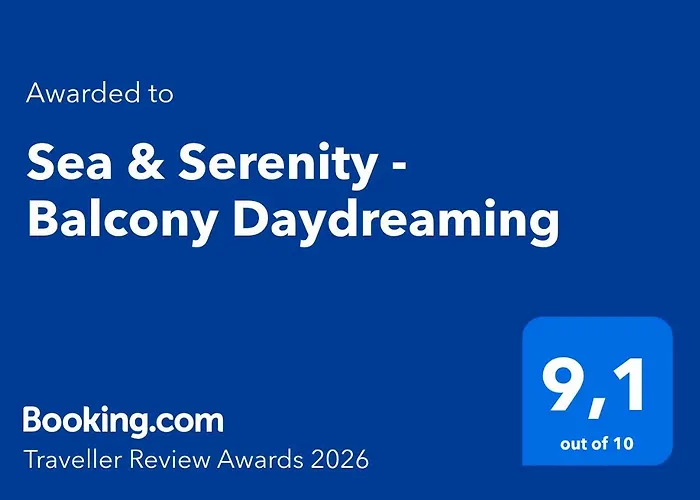 Sea & Serenity - Balcony Daydreaming Apartment